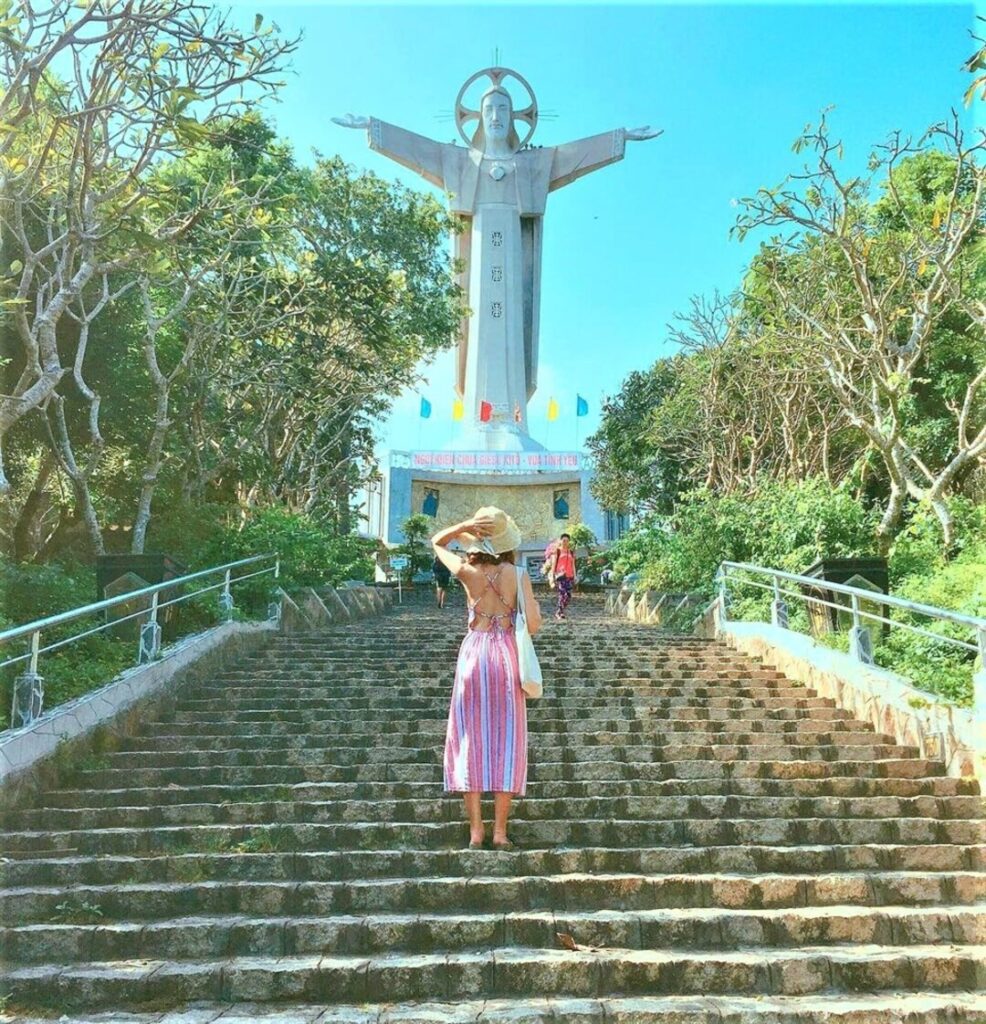 Tượng đài chúa kitô vua