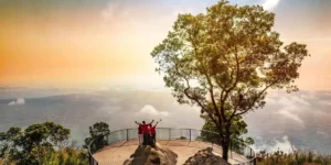 Du lịch núi bà đen